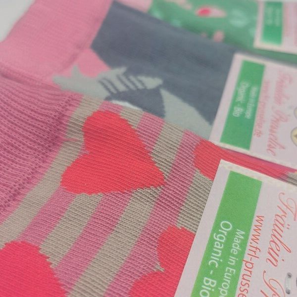 Fräulein Prusselise 3er spezial Socken Pack Pinki, Herz, Paradies, Blume, bunt Fräulein Prusselise 3er spezial Socken Pack Pinki, Herz, Paradies, Blume, bunt von Fräulein Prusselise