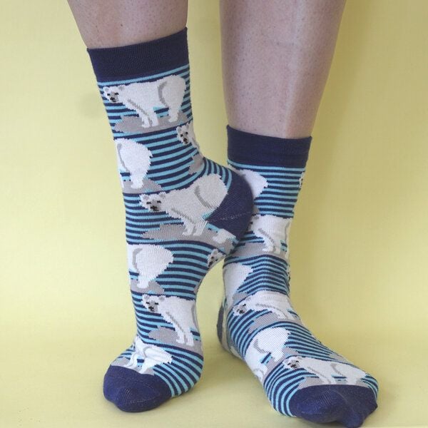 Fräulein Prusselise Eisbär blau gestreift, bunt gemustert von Fräulein Prusselise