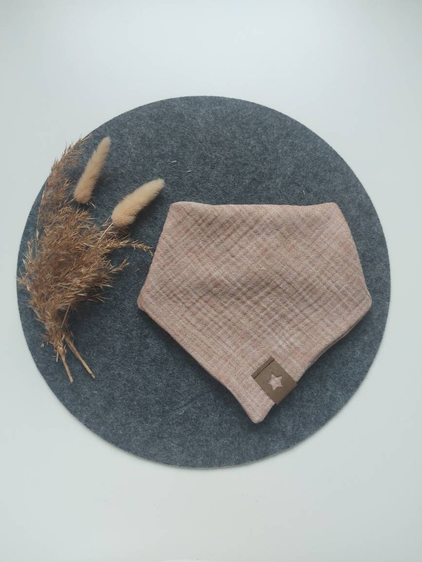 Bezauberndes Musselintuch in Braun Meliert - Verschluss Mit Druckknopf Bezauberndes Musselintuch in Braun Meliert - Verschluss Mit Druckknopf von FraeuleinFrauke