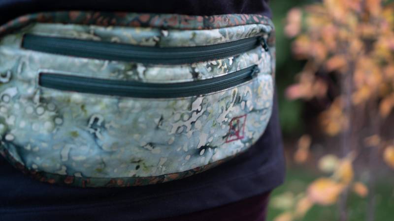 Handgemachte Bauchtasche - Reiseportemonnaie Bunte Gürteltasche Handgemachte Bauchtasche - Reiseportemonnaie Bunte Gürteltasche von FraeuleinFrosch