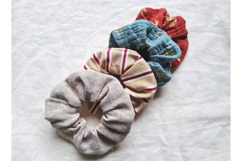 Scrunchie Scrunchies Haargummi Haarband Zopfgummi Pastell Haar Accessoire Musselin Grau Leinen Mini Herbst Günstig Aus Deutschland von FraeuleinLenaLaden