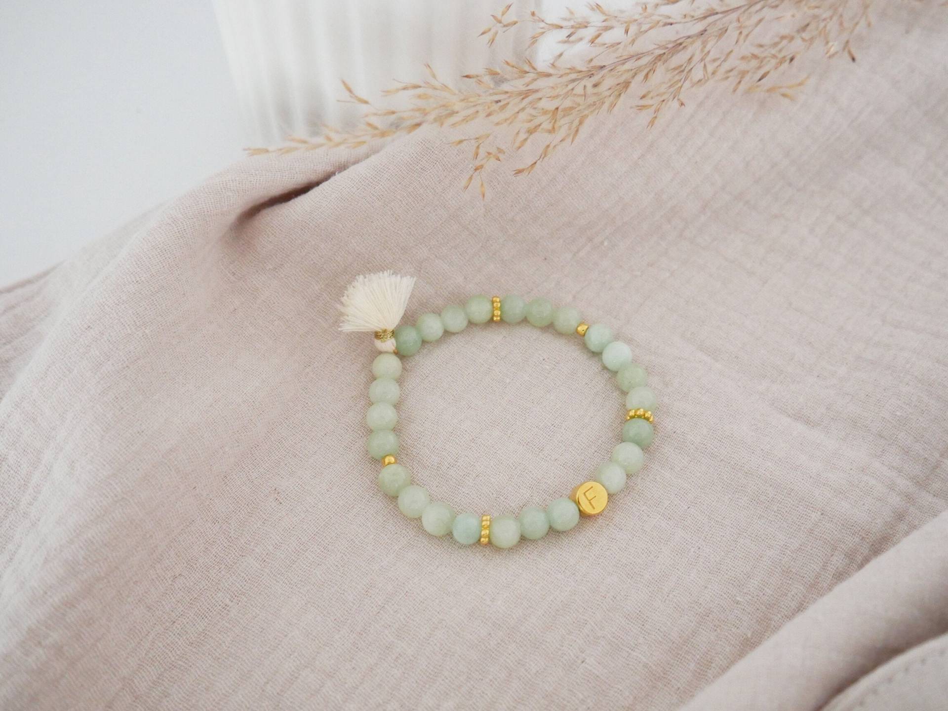 Naturstein Armband Mint Personalisierbar Mit Buchstabe, Name Naturstein Armband Mint Personalisierbar Mit Buchstabe, Name von FraeuleinLottiShop