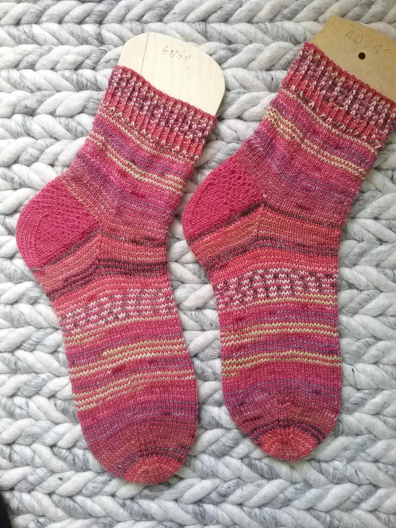 Selbstgestrickte Socken Größe 40/41 von FraeuleinMaschenhaft