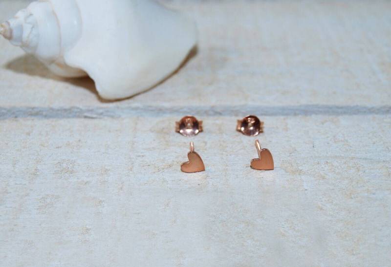 Tiny Herz Ohrringe Rose Vergoldet Silber 925 Multiple Piercing Kleine Kinder Frauen Valentinstag Geschenk von FragkiskiDesigns