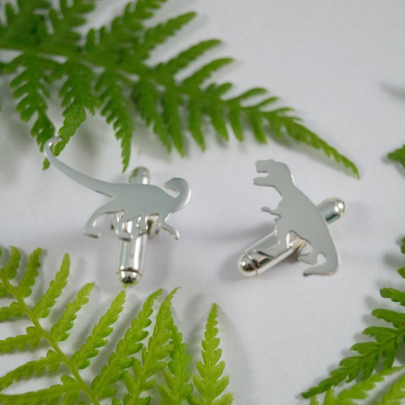 Silber Dinosaurier Manschettenknöpfe Ein Paar Manschettenknöpfe Aus Sterlingsilber in Form Eines T-Rex Und Raptors von FragmentDesignsEtsy