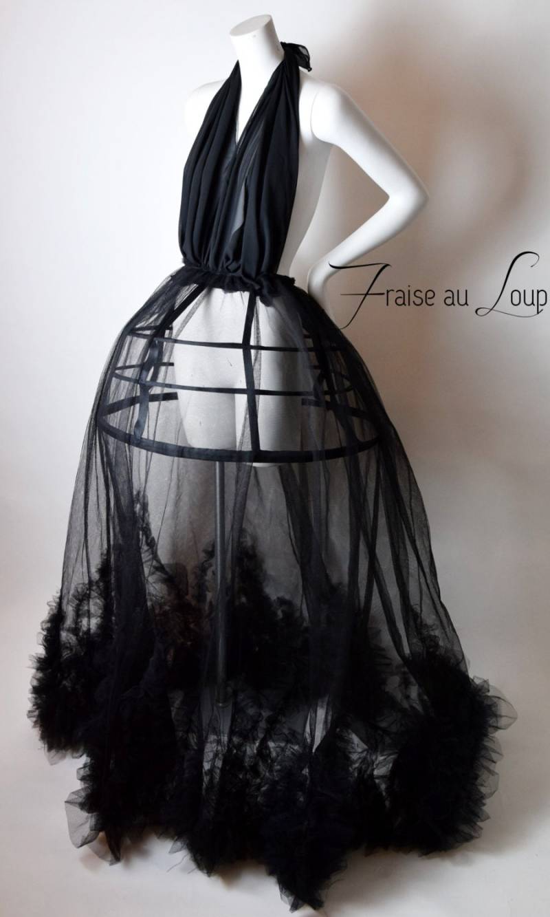 Erdbeerwolfkleid - Mode Designer Reifrock Tutu Dunkel Reifen Erdbeerwolfkleid - Mode Designer Reifrock Tutu Dunkel Reifen von FraiseauLoupCostumes