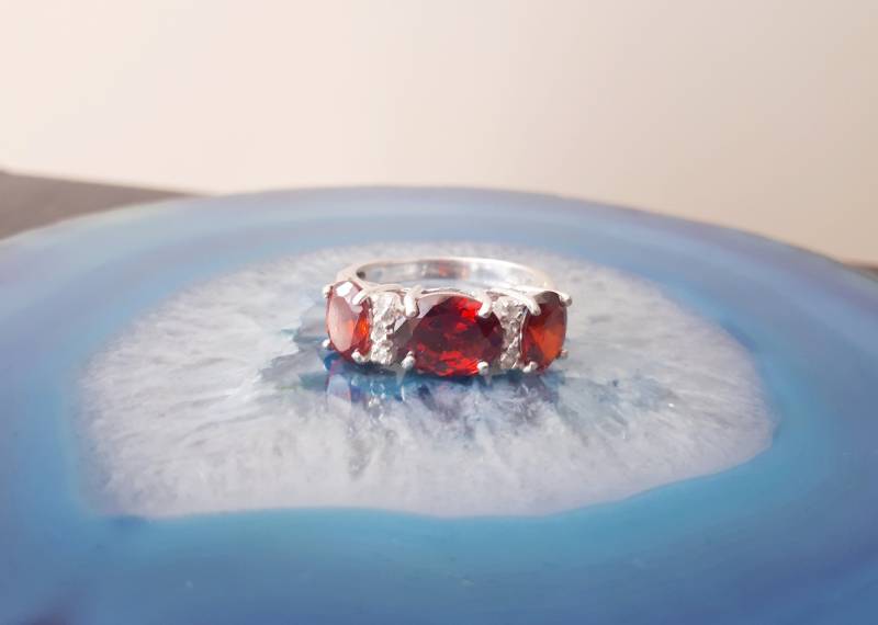 Vintage Granat Rot Cz Sterling Silber Ring Größe 7 Rg6 von FralaVintage