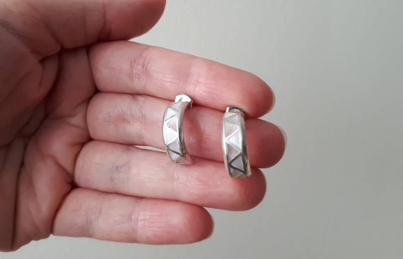 Vintage Mop Sterling Silber Halb Hoop Ohrstecker Eg1 von FralaVintage