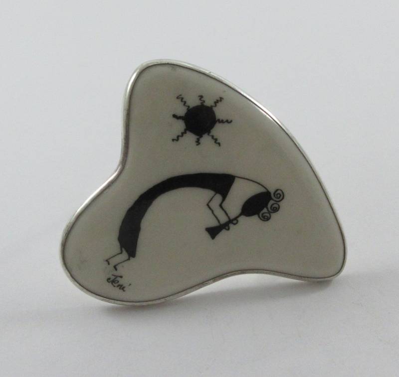 Große Handbemalte Signierte „Jeni"-Brosche Aus Sterlingporzellan von Framarines