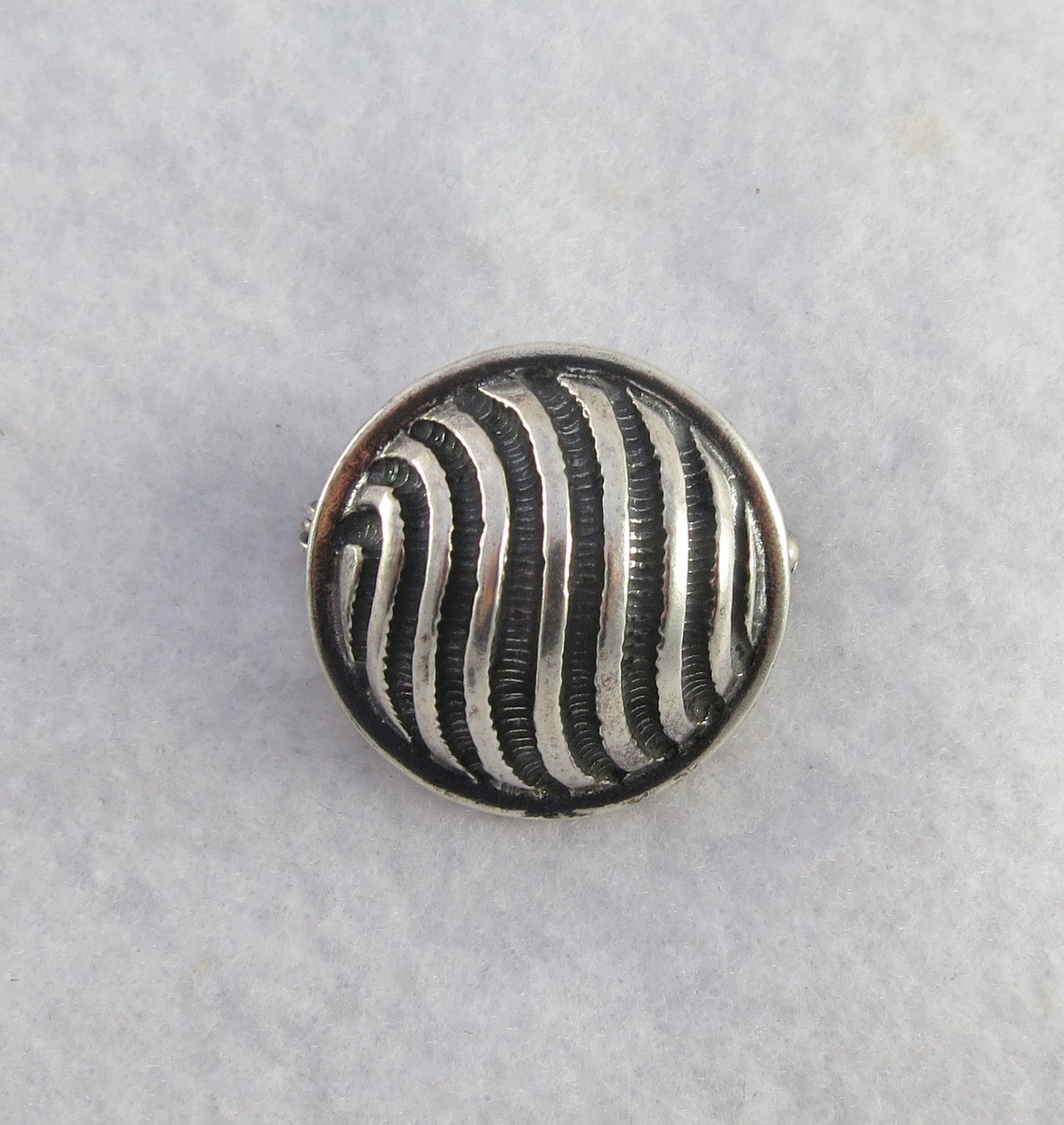 Marianne Berg Für David Andersen Runde Sterling Silber Abstrakte Brosche Pin von Framarines