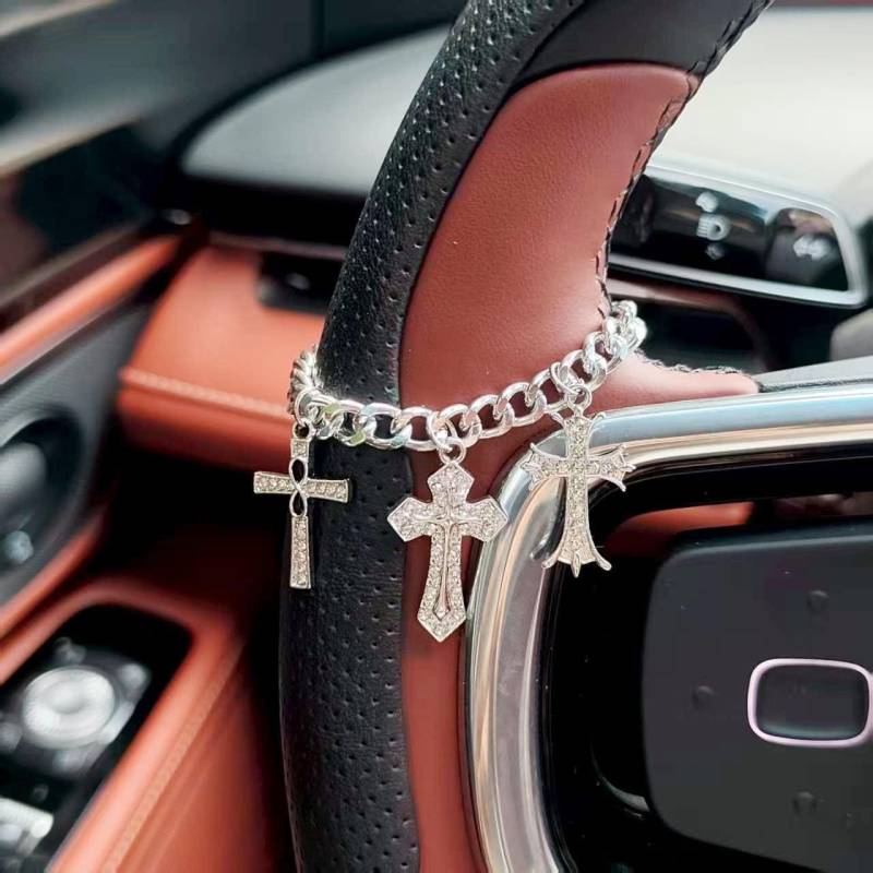 Custom Cross Steering Wheel Charm Hanging, Silver Chain Car Rearview Mirror Charms Decor, Protection Accessory Gift von FranMatts