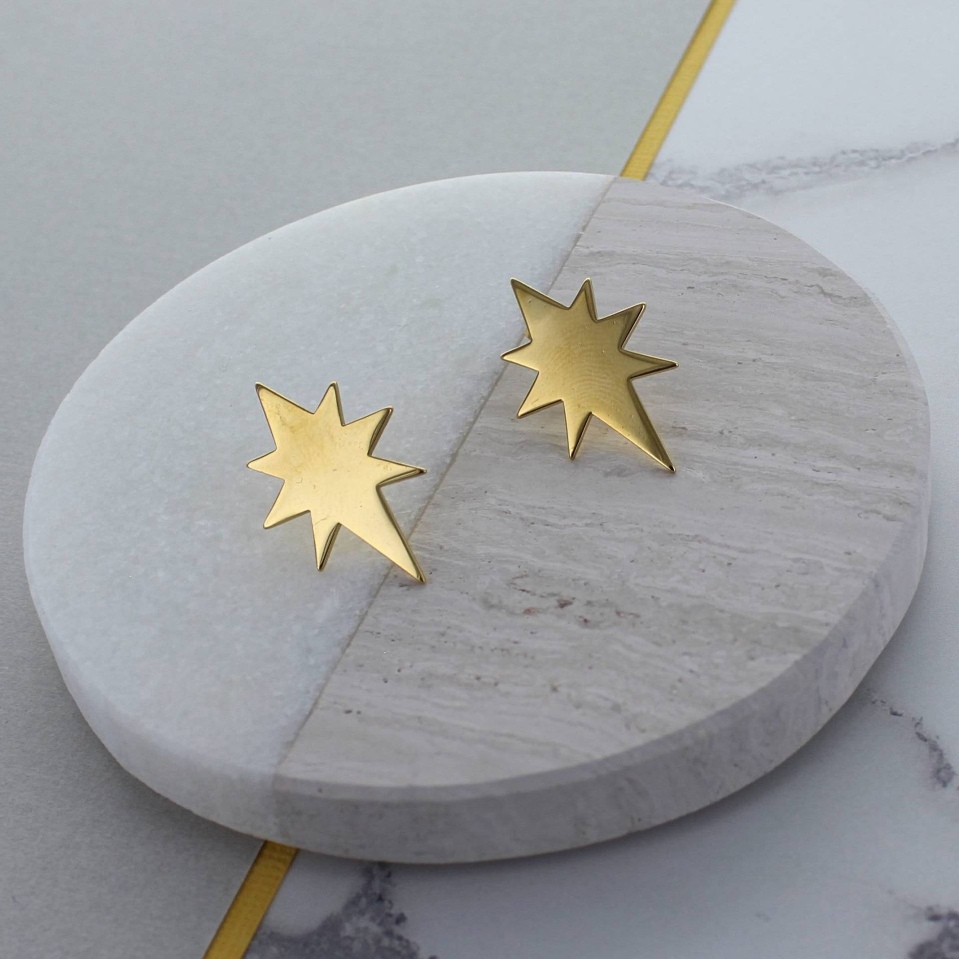 Pow Vergoldete Statement Ohrringe von FrancescaRossiDesign