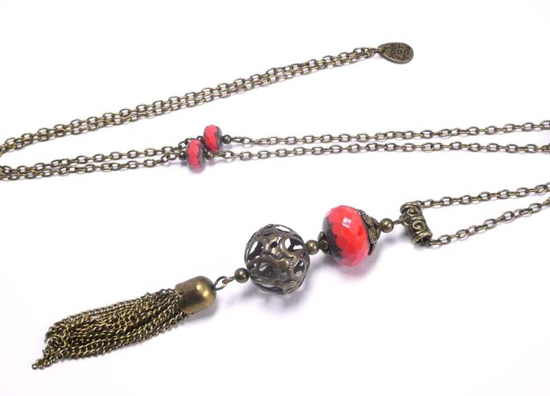 Long Pendant Necklace, Bronze Jewelry, Long Pompom Pendant, Red Beaded Necklace von FrancoiseCreations