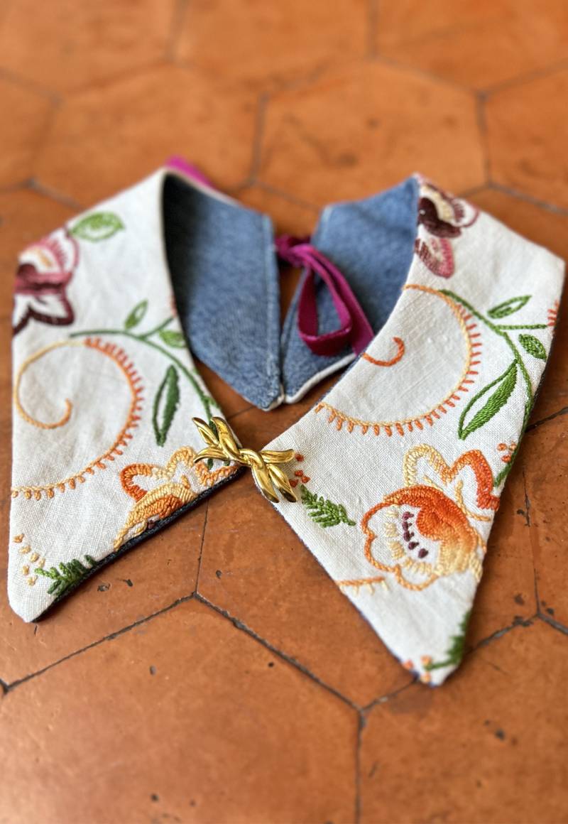 Abnehmbarer Kragen Aus Vintage-Gobelin Abnehmbarer Kragen Aus Vintage-Gobelin von FrankieCollection