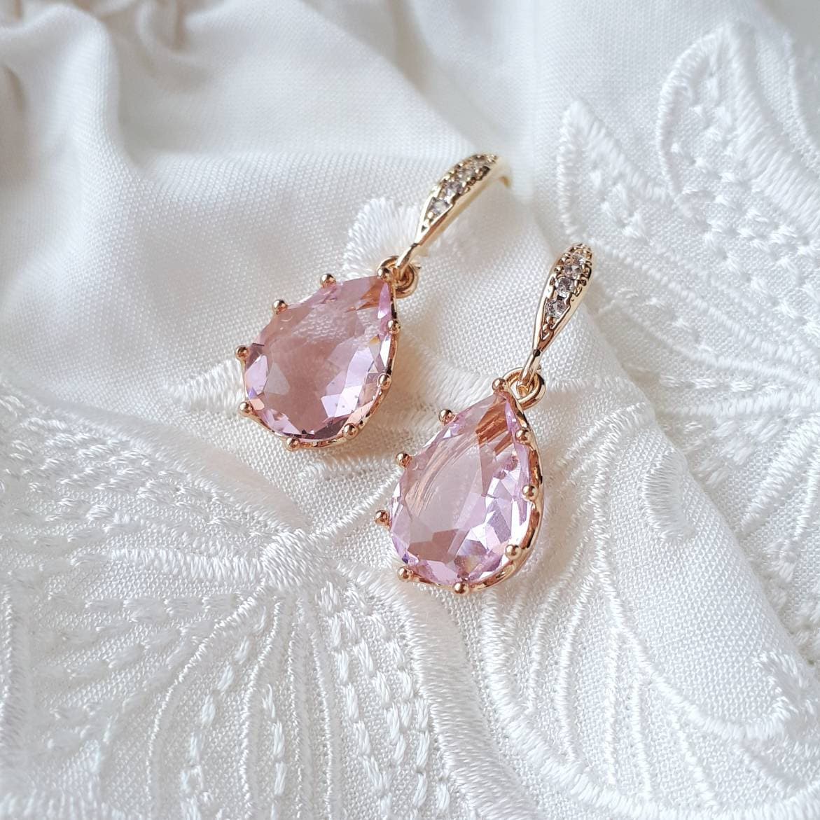 Blush Rosa Braut Ohrringe Kleine Tropfen Gold Hochzeit Blush Rosa Braut Ohrringe Kleine Tropfen Gold Hochzeit von FrankoAccessories