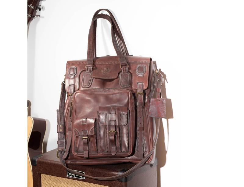 Braune Ledertasche Mit Heißem Bienenwachs Eingerieben, Handgenäht. Passend Für Jeden Laptop. Ein Schönes Geschenk von Frankoleather