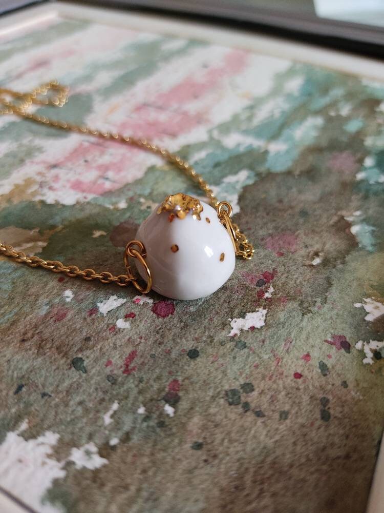 Feinsteinzeug Und Goldschmuck/Handgefertigter Goldanhänger Eleganter Schmuck Handgefertigte Früchte Mit 18 Karat Gold Franziceramics Feinsteinzeug Und Goldschmuck/Handgefertigter Goldanhänger Eleganter Schmuck Handgefertigte Früchte Mit 18 Karat Gold Franziceramics von FranziCeramics