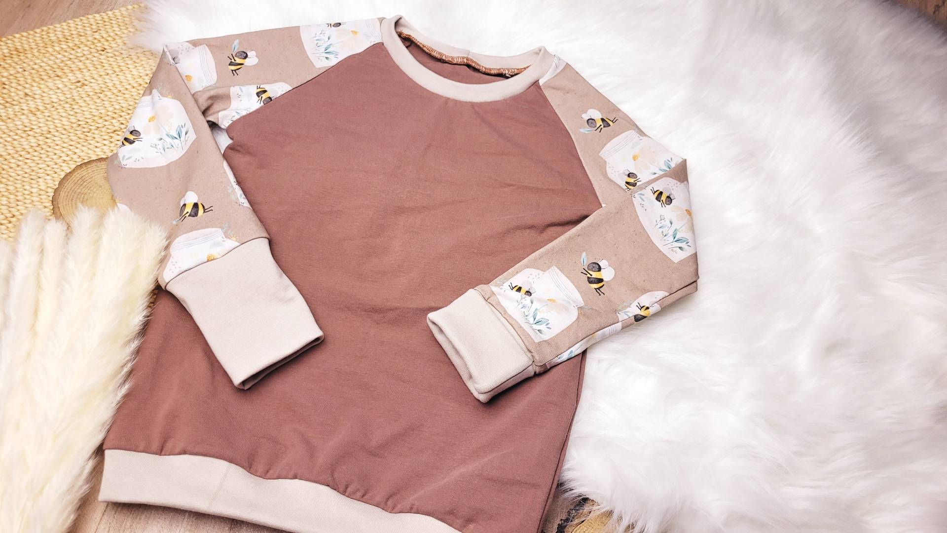 Raglan Pullover, Biene, Braun, Beige, Gr. 74-98, Jersey, Frühling von FranziisNaehkiste