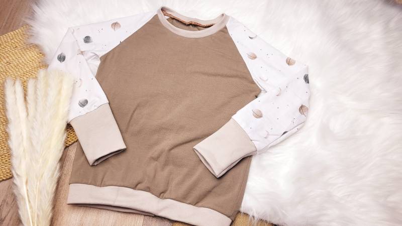 Raglan Pullover, Planeten, Weiß, Sand, Gr. 74-98, Jersey, Frühling von FranziisNaehkiste