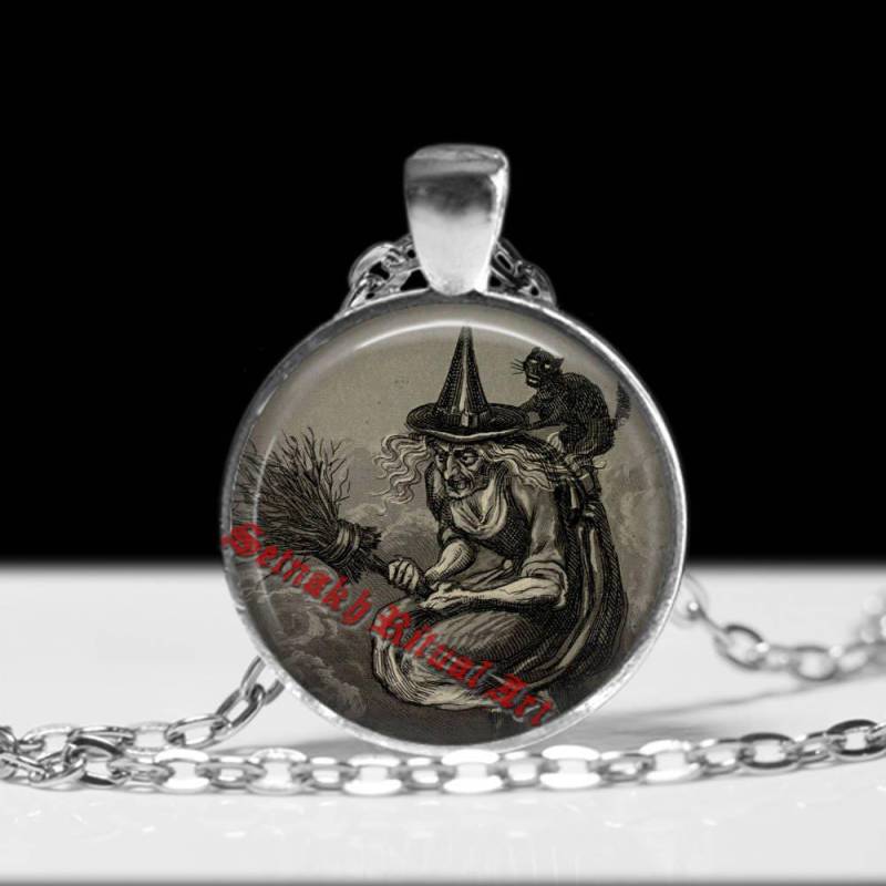 Hexen Anhänger Fliegende Hexe Halskette Okkulter Schmuck Gothic #419 von FraterSetnakh