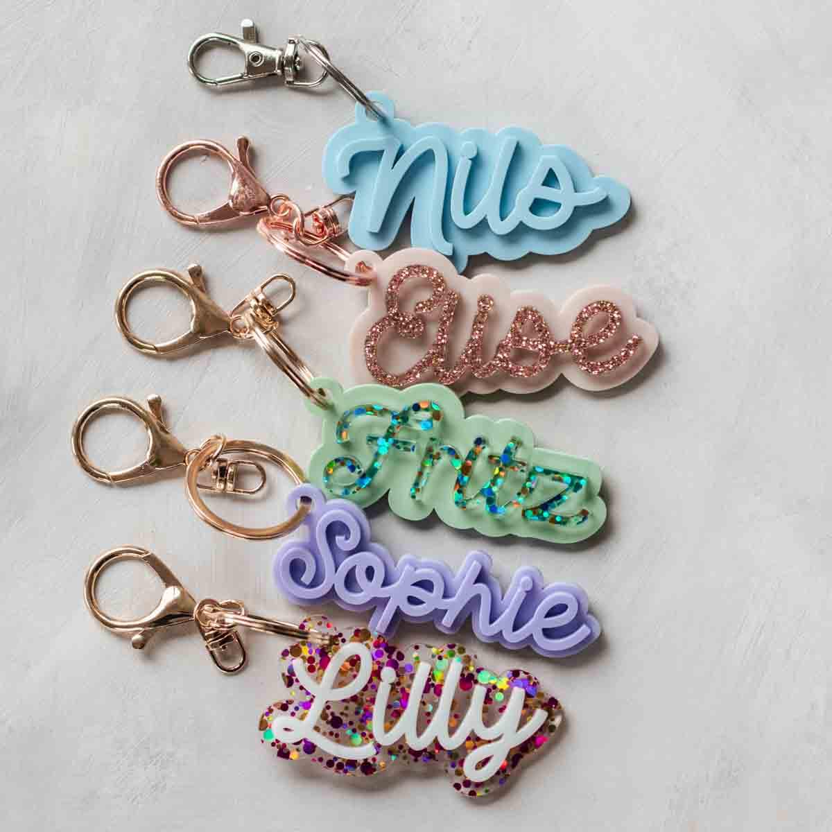 Schlüsselanhänger Mit Namen Personalisiert | Zweilagig Individuell Geschenk & Mitbringsel, Z.b. Zum Geburtstag Oder Zur Einschulung von FrauKopfkino