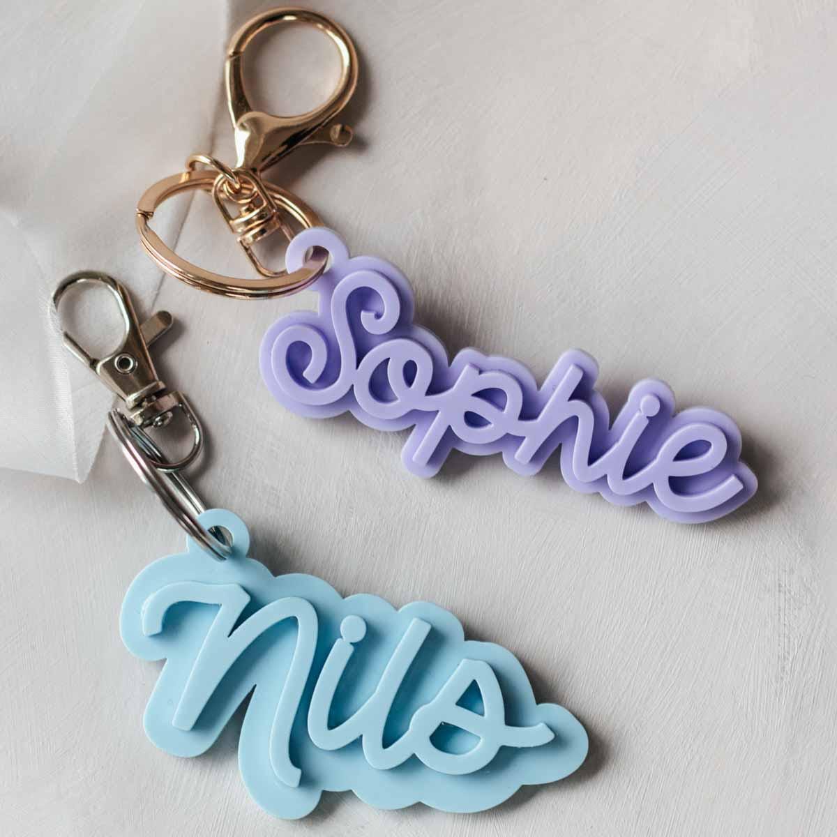 Schlüsselanhänger Mit Namen Personalisiert | Zweilagig Individuell Geschenk & Mitbringsel, Z.b. Zum Geburtstag Oder Zur Einschulung von FrauKopfkino
