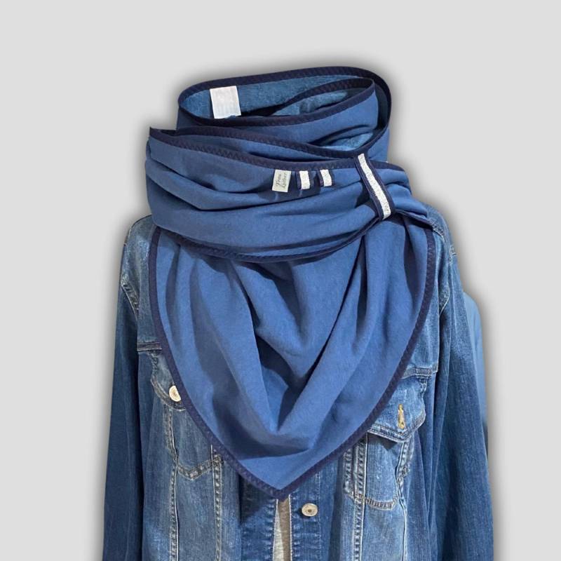 Blaues Alpenfleece Dreieckstuch, Fleecetuch, Kuscheltuch Blaues Alpenfleece Dreieckstuch, Fleecetuch, Kuscheltuch von FrauLuther