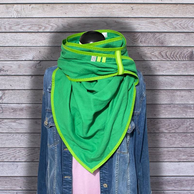 Grünes Musselintuch, Dreieckstuch Xxl Grünes Musselintuch, Dreieckstuch Xxl von FrauLuther