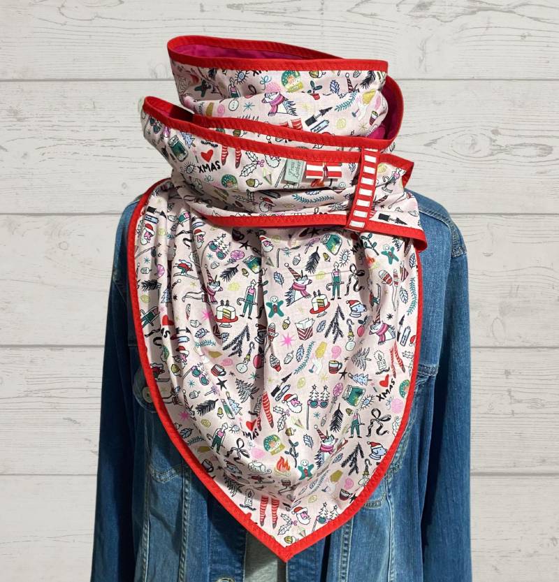 Weihnachts - Einhorn Dreieckstuch, Tierprint Tuch Weihnachts - Einhorn Dreieckstuch, Tierprint Tuch von FrauLuther