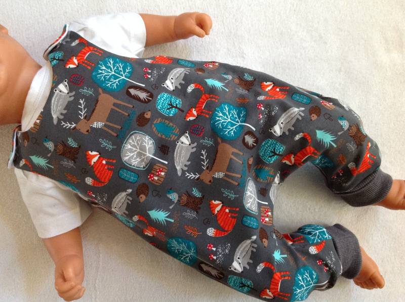 Baby Strampler "Fuchs, Dachs Und Freunde" Grau Babyhose Strampelhose Unisex Geschenk Geburt Taufe Ostern Romper von FrauMamaHaase