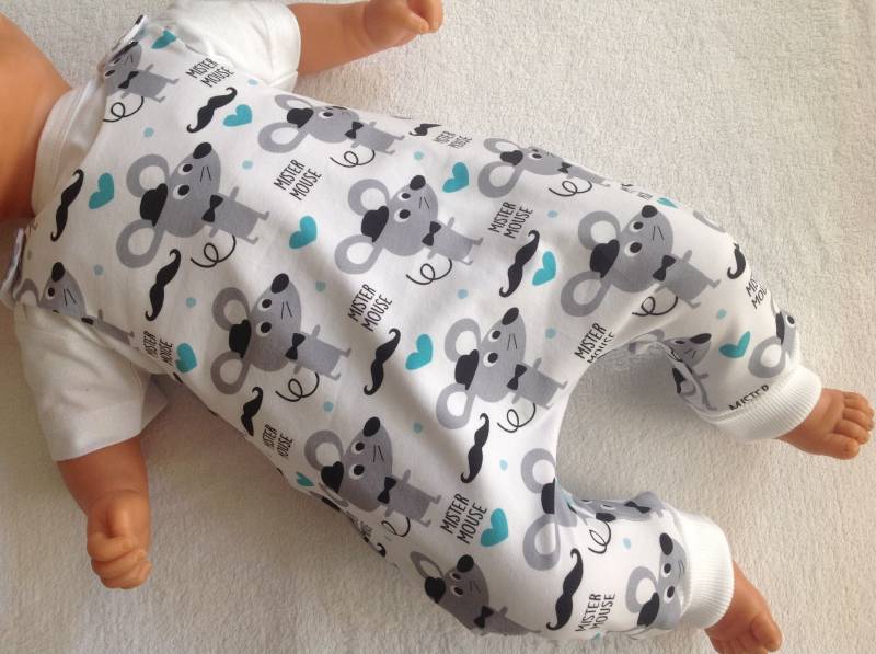 Baby Strampler "Mister Mouse" Babyhose Strampelhose Maus Romper Einteiler Geschenk Geburt Taufe Babyausstattung von FrauMamaHaase
