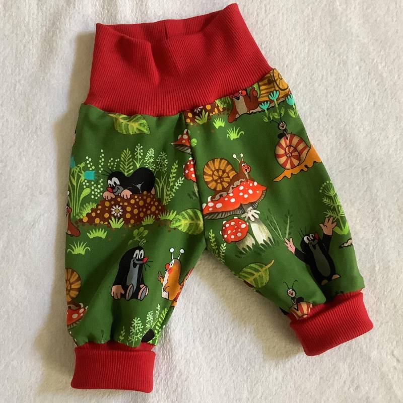 Babyhose Gr. 56 "Pauli - Kleine Schnecke" Grün Mitwachshose Herbst Geschenk Geburt Taufe Babyausstattung von FrauMamaHaase