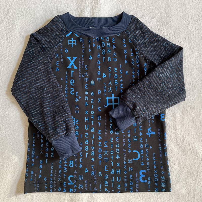 La-Shirt Gr. 104 Code X Zahlen Matrix Kindershirt Geschenk Unisex Longsleeve Blau von FrauMamaHaase