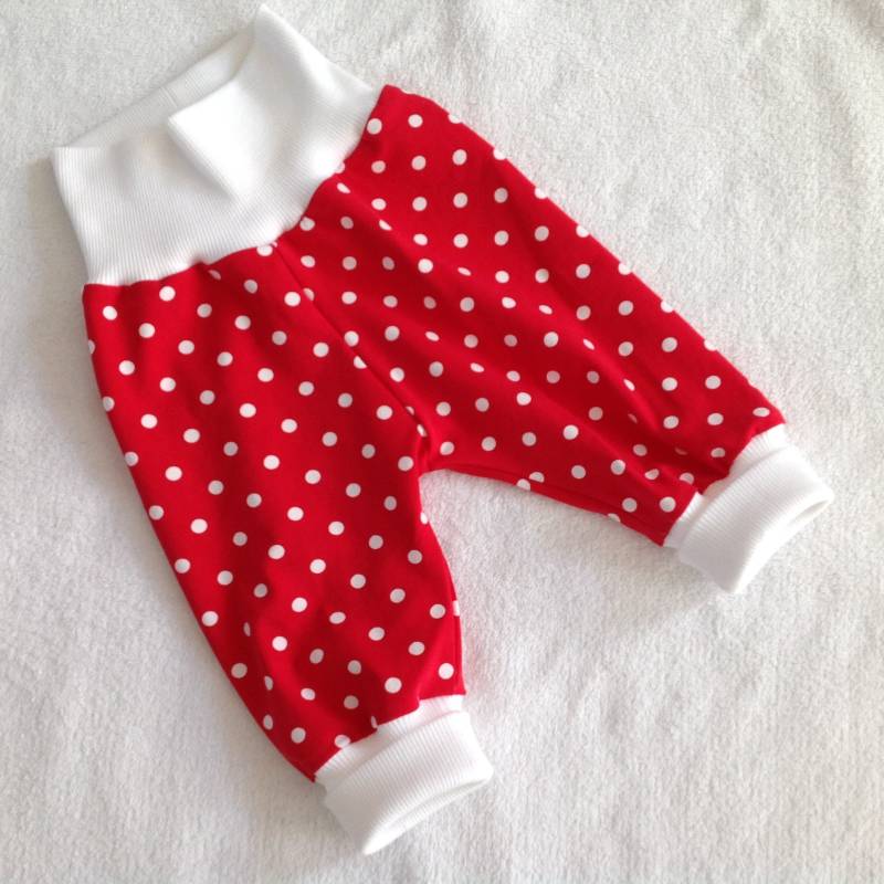 Pumphose "Pünktchen" Babyhose Punkte Rot/Weiß Krabbelhose Mitwachshose Mädchen Geschenk Taufe Weihnachten Kinderhose von FrauMamaHaase