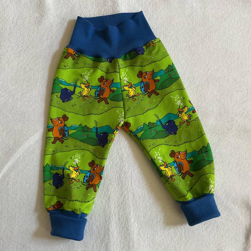Pumphose Sweat Die Maus Unterwegs Wandern Grün Gelb Pants Baby Kind Unisex Krabbelhose Babyhose Kinderhose Geschenk Geburt von FrauMamaHaase