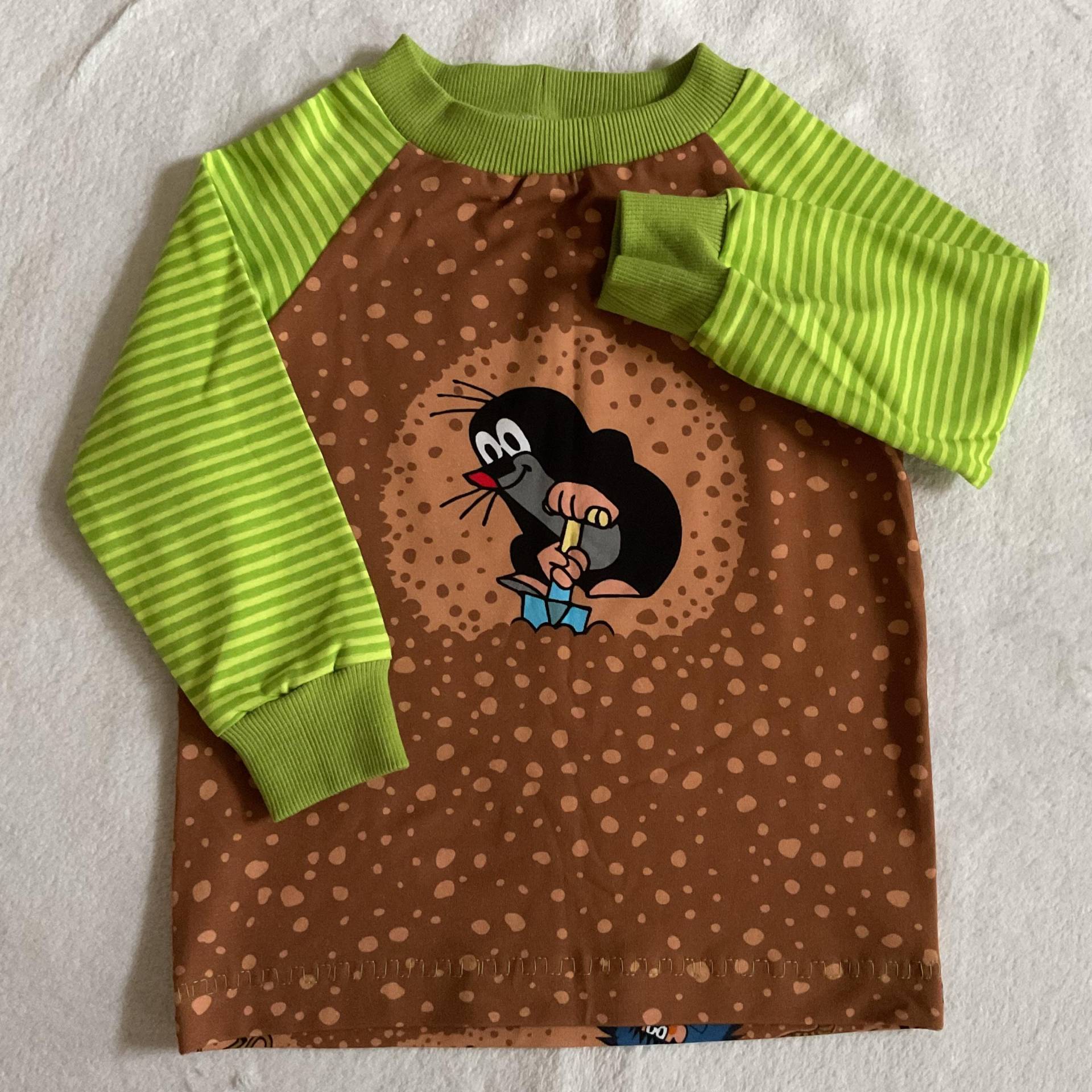 Shirt Gr. 98 Kinder Maulwurf Herbst Buddelspaß Babyshirt Longsleeve Kindershirt Geschenk Junge Mädchen Kinderkleidung von FrauMamaHaase