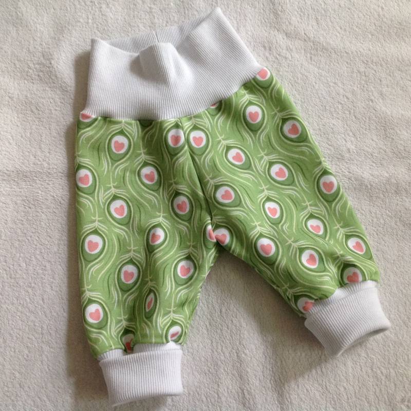 Sweat Pumphose Gr. 56 "Pavo" Babyhose Federn Pfau Babyausstattung Geschenk Geburt Versandfertig von FrauMamaHaase