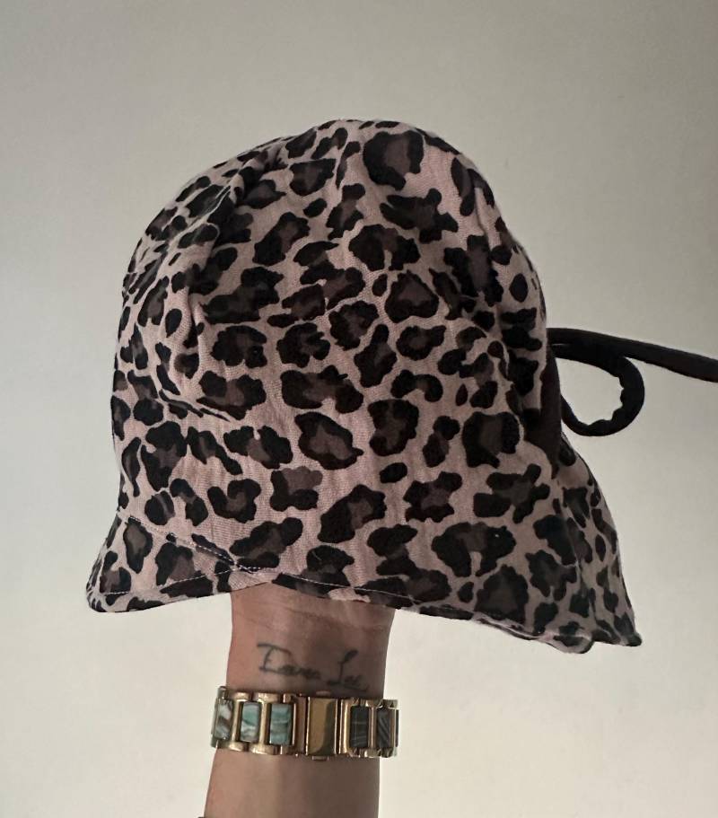 Musselin Sonnenhut Baby Kinder Sommer Cap Leo Look Verschiedene Farben Muster von FrauMooHandmade