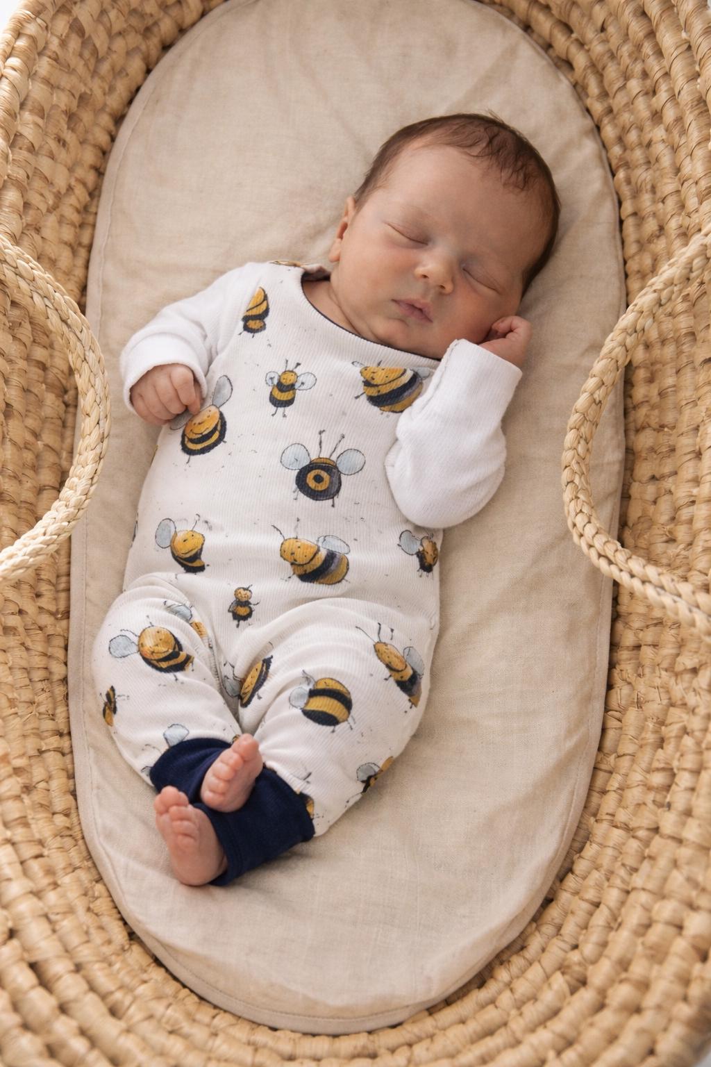 strampler Baby Biene Rippjersey von FrauMooHandmade