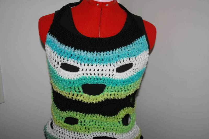 Freeform Häkelhals-Top. Einzigartige. Unikat Tragbare Kunst von Freakoid