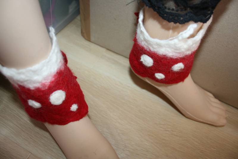 Fungi Fliegenpilz Fußfesseln Woodland Folk Pulswärmer. Nymphe Verträumte Gefilzte Armstulpen. Ooak Tragbare Kunst von Freakoid