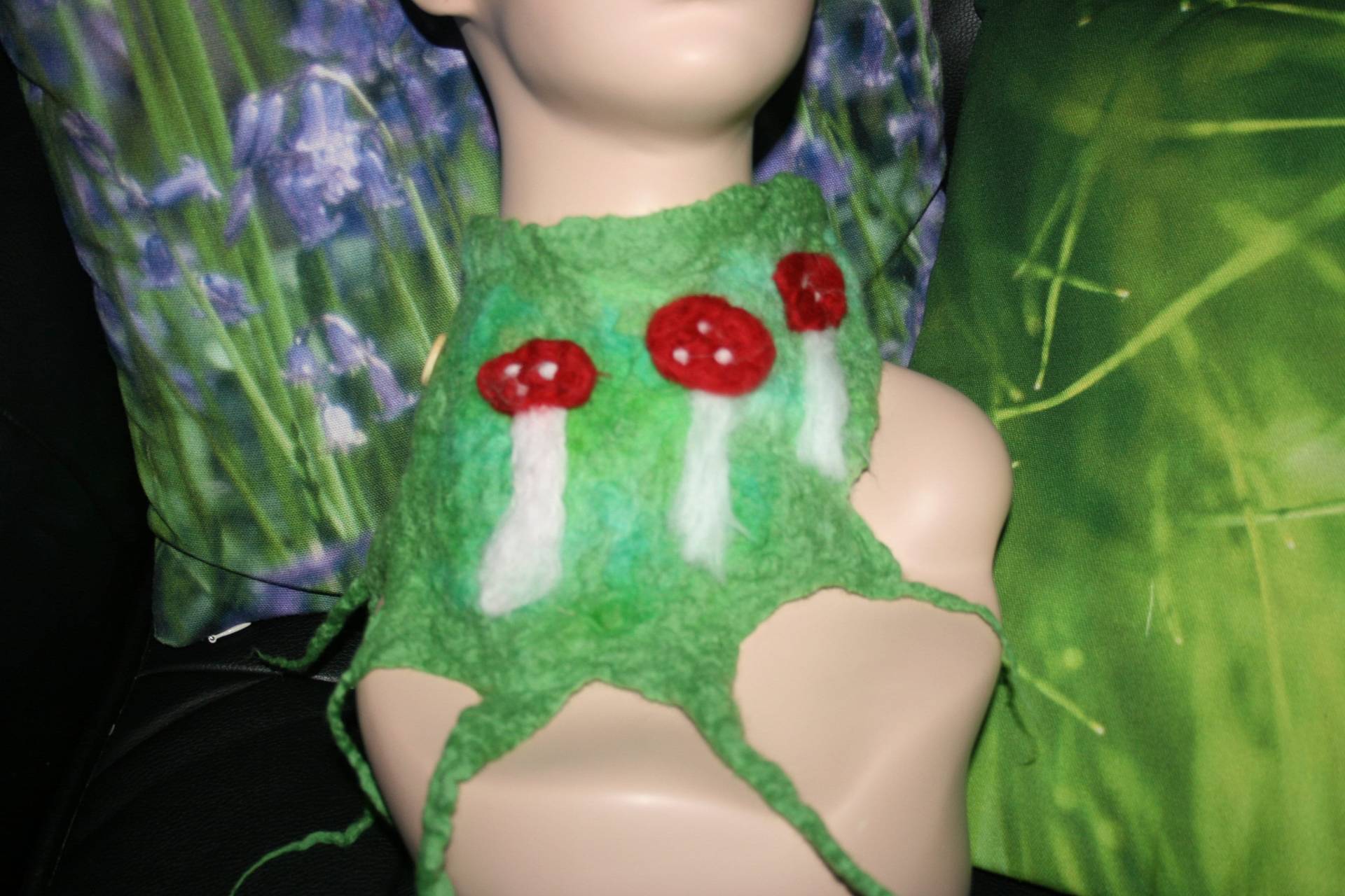 Nadel Gefilzte Fliegenpilze Halswärmer Merinowolle. Unikat. Wet Schal/Schal/Halskette.halloween Kostüm von Freakoid