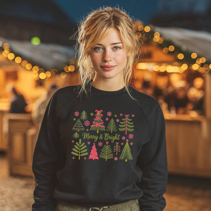 Merry Christmas Pullover Minimalist Cotton Tree Sweater von FreakyDesignShop