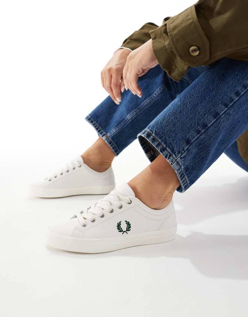 Fred Perry - Baseline - Weiße Sneaker von Fred Perry