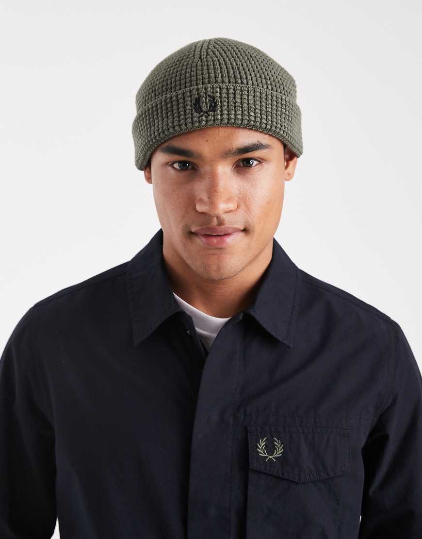 Fred Perry - Beanie in Khaki mit Waffelstruktur-Grün von Fred Perry
