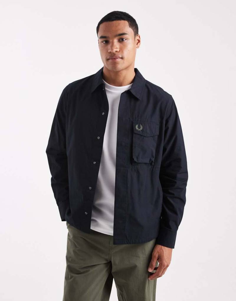Fred Perry - Hemdjacke aus Popeline in Schwarz von Fred Perry