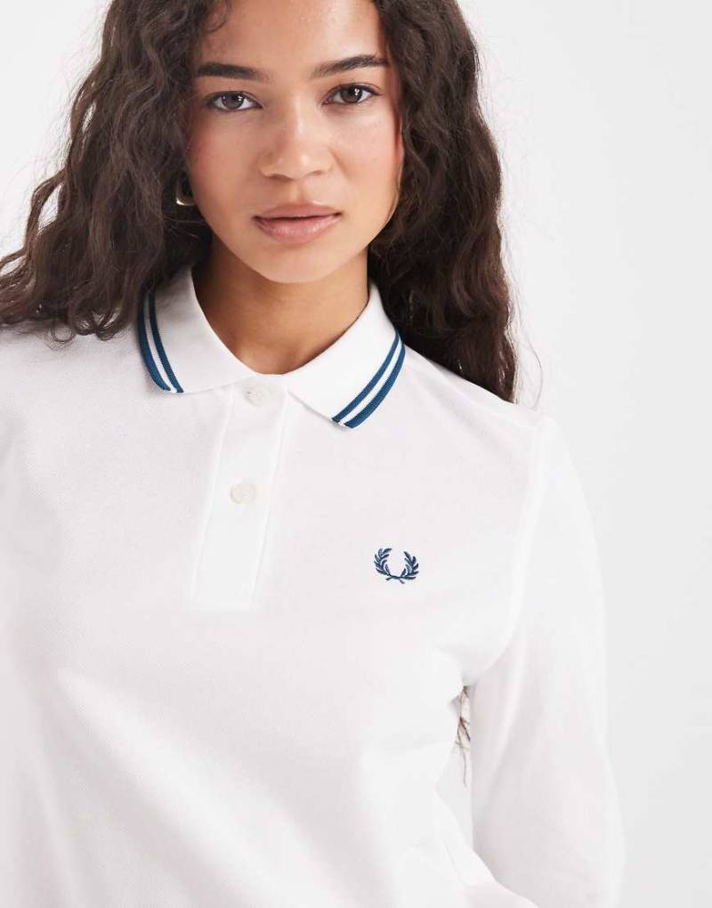 Fred Perry - Langärmliges Polohemd in Ecru mit doppelten Zierstreifen-Weiß von Fred Perry