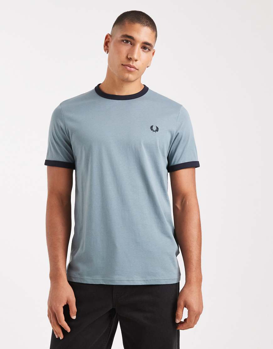 Fred Perry - Ringer-T-Shirt in Stockport-Blau von Fred Perry