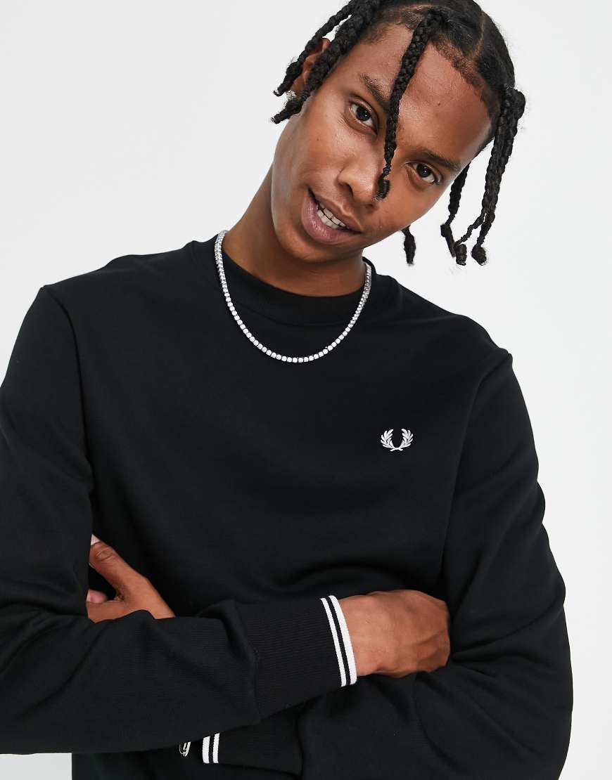 Fred Perry - Schwarzer Pullover mit Rundhalsausschnitt von Fred Perry
