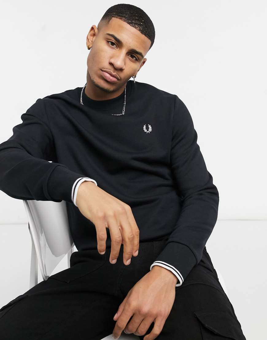 Fred Perry - Schwarzer Pullover mit Rundhalsausschnitt von Fred Perry